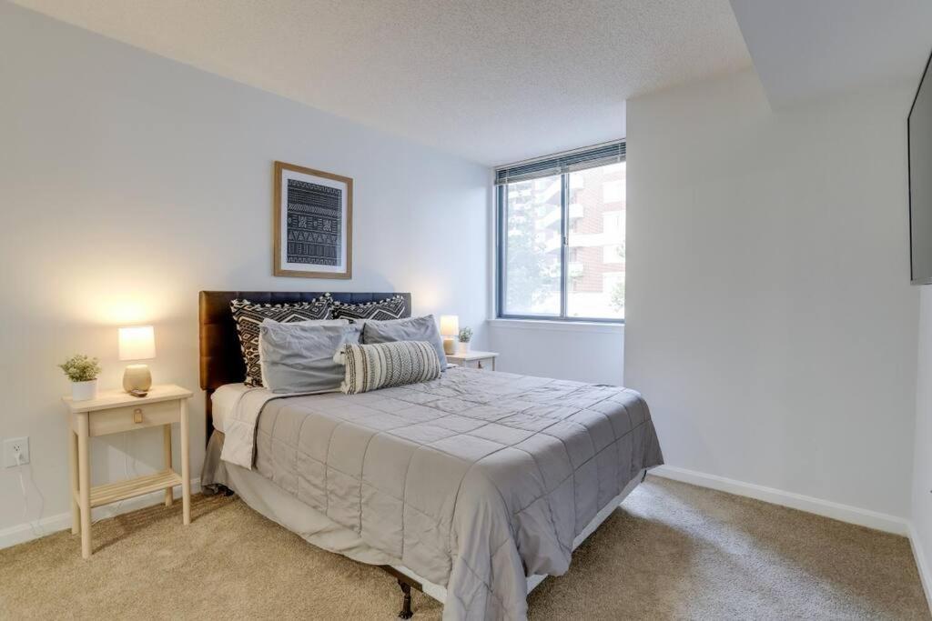 Sensational 1 Bedroom Condo At Ballston Place With Gym Arlington Buitenkant foto